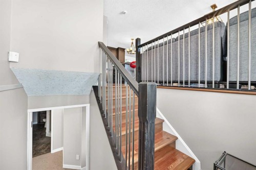 1823 65 Street Ne, Calgary, AB - Indoor Photo Showing Other Room