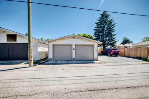 1823 65 Street Ne, Calgary, AB - Outdoor
