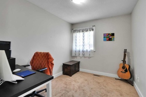 1015 Maitland Way Ne, Calgary, AB - Indoor Photo Showing Office