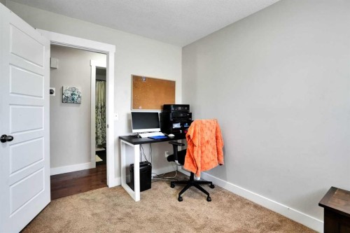 1015 Maitland Way Ne, Calgary, AB - Indoor Photo Showing Office