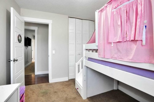1015 Maitland Way Ne, Calgary, AB - Indoor