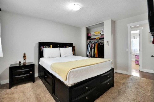 1015 Maitland Way Ne, Calgary, AB - Indoor Photo Showing Bedroom
