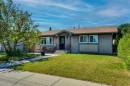 1015 Maitland Way Ne, Calgary, AB  - Outdoor With Facade 