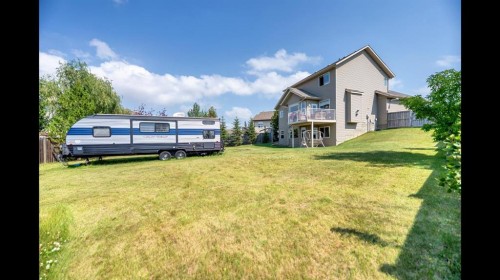 8 Logan Court, Sylvan Lake, AB - Outdoor