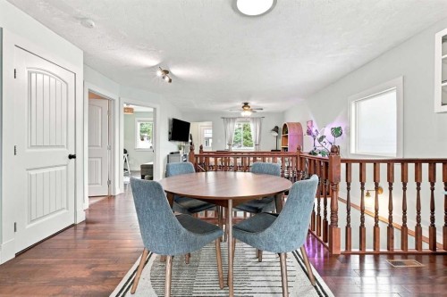 5431 55 Avenue, Lacombe, AB - Indoor Photo Showing Dining Room