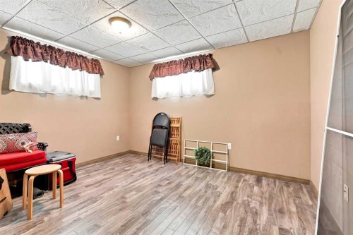 5431 55 Avenue, Lacombe, AB - Indoor Photo Showing Other Room
