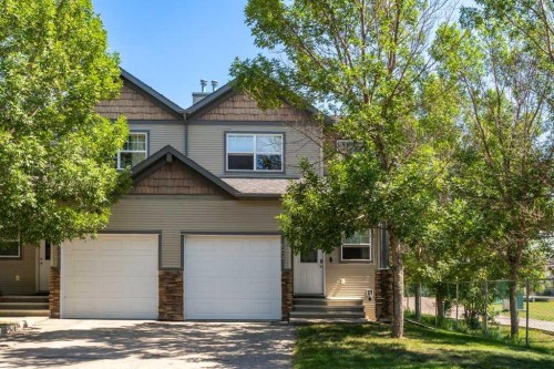 604 7 Street NW High River, AB T1V 1S6