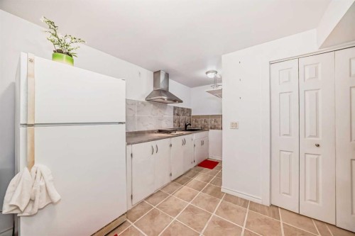83 Whitworth Way Ne, Calgary, AB - Indoor Photo Showing Kitchen