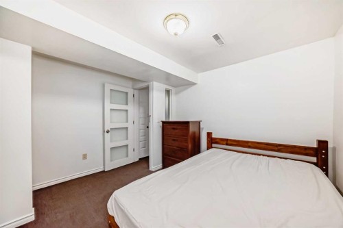 83 Whitworth Way Ne, Calgary, AB - Indoor Photo Showing Bedroom