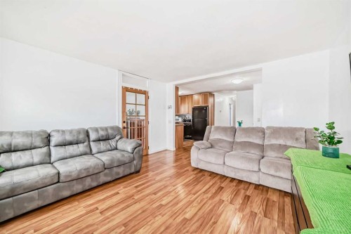 83 Whitworth Way Ne, Calgary, AB - Indoor Photo Showing Living Room