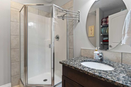 2170 High Country Rise Nw, High River, AB - Indoor Photo Showing Bathroom