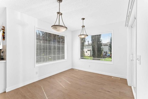 124 West Lakeview Drive, Chestermere, AB - Indoor Photo Showing Other Room