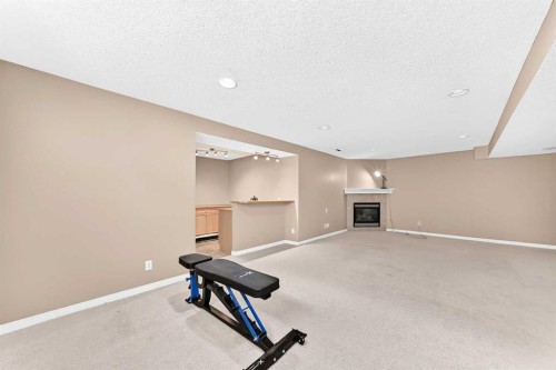 124 West Lakeview Drive, Chestermere, AB - Indoor