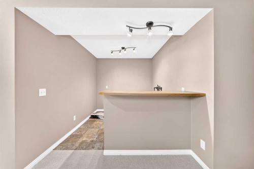 124 West Lakeview Drive, Chestermere, AB - Indoor Photo Showing Other Room
