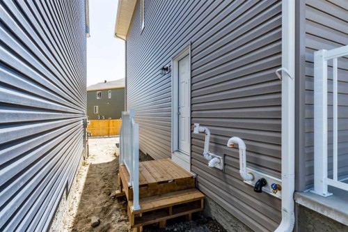4041 Southwinds Way Sw, Airdrie, AB -  With Exterior