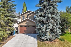 1574 Evergreen Drive SW Calgary, AB T2Y 3B7