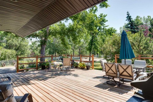 280166 Twp Rd 240, Chestermere, AB - Outdoor With Deck Patio Veranda
