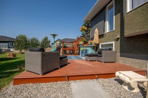 550 4 Avenue Sw, Sundre, AB - Outdoor With Deck Patio Veranda With Exterior