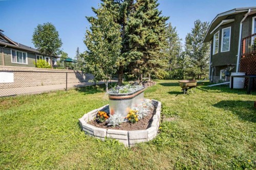 550 4 Avenue Sw, Sundre, AB - Outdoor