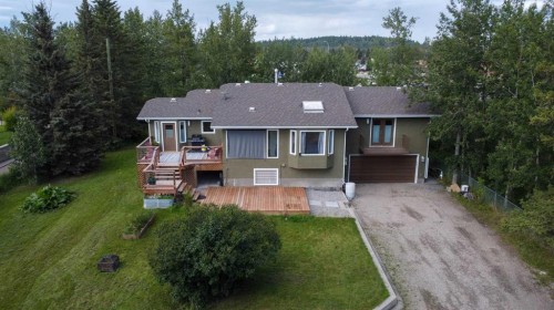 550 4 Avenue Sw, Sundre, AB - Outdoor