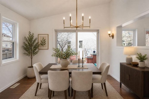 89 Everoak Drive Sw, Calgary, AB - Indoor Photo Showing Dining Room