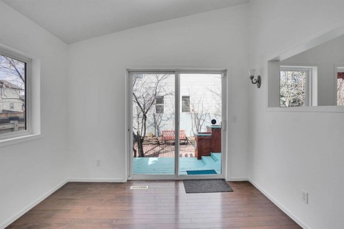 89 Everoak Drive Sw, Calgary, AB - Indoor Photo Showing Other Room