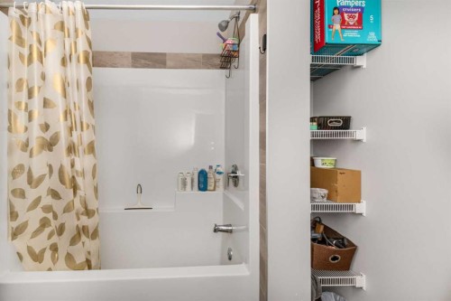 261 Redstone Street Ne, Calgary, AB - Indoor Photo Showing Bathroom