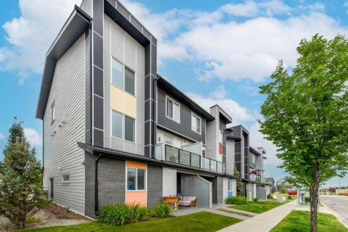 261 Redstone Street Ne, Calgary, AB - Outdoor