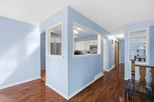 4 Arlington Bay Ne, Calgary, AB - Indoor Photo Showing Other Room