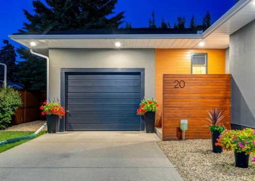20 Gainsborough Drive Sw, Calgary, AB - Outdoor With Exterior