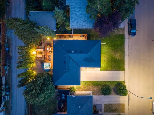 20 Gainsborough Drive Sw, Calgary, AB - Outdoor With Deck Patio Veranda