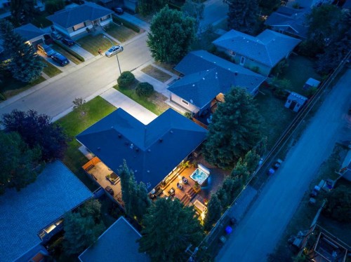 20 Gainsborough Drive Sw, Calgary, AB - Outdoor With View