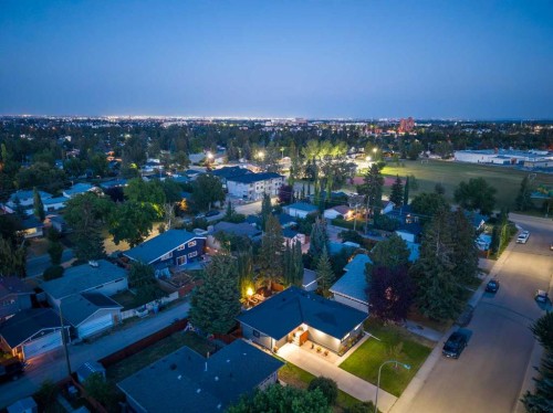 20 Gainsborough Drive Sw, Calgary, AB - Outdoor With View