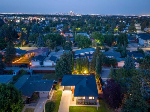 20 Gainsborough Drive Sw, Calgary, AB - Outdoor With View
