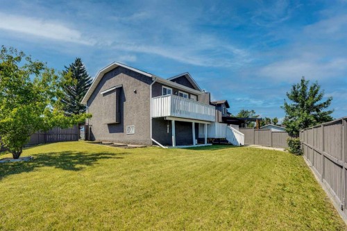 21 La Valencia Green Ne, Calgary, AB - Outdoor