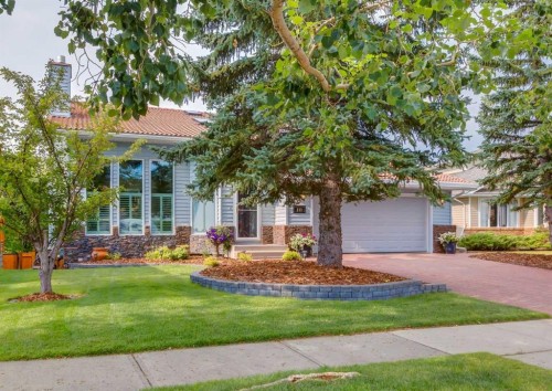 111 Hawksbrow Drive Nw, Calgary, AB - Outdoor