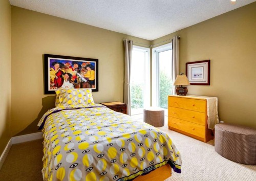 111 Hawksbrow Drive Nw, Calgary, AB - Indoor Photo Showing Bedroom