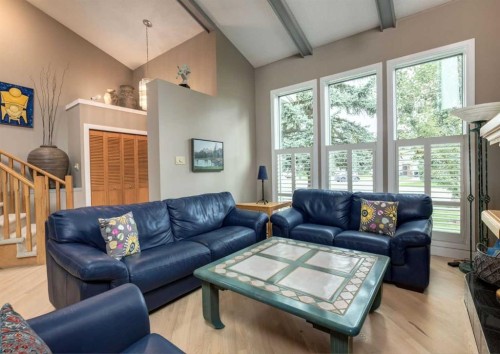 111 Hawksbrow Drive Nw, Calgary, AB - Indoor Photo Showing Living Room