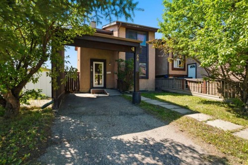 56 Pinecliff Close Ne, Calgary, AB - Outdoor