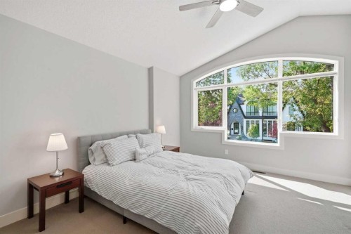 624 27 Avenue Nw, Calgary, AB - Indoor Photo Showing Bedroom