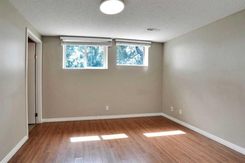 5748 Dalmead Crescent Nw, Calgary, AB - Indoor Photo Showing Other Room