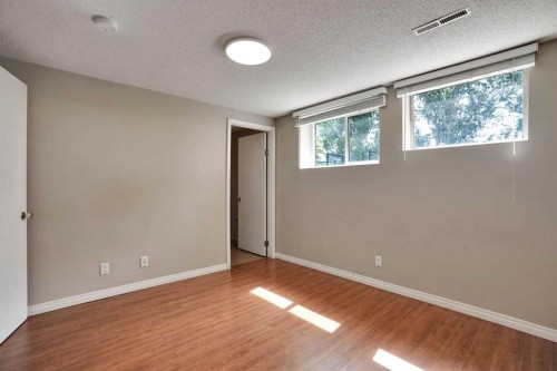 5748 Dalmead Crescent Nw, Calgary, AB - Indoor Photo Showing Other Room