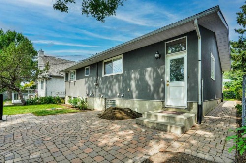 5748 Dalmead Crescent Nw, Calgary, AB - Outdoor