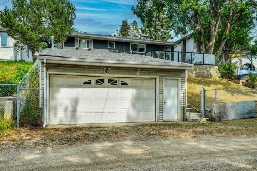 5748 Dalmead Crescent Nw, Calgary, AB - Outdoor