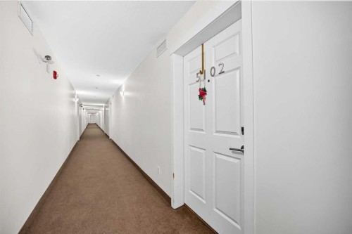 5102-755 Copperpond Boulevard Se, Calgary, AB - Indoor Photo Showing Other Room
