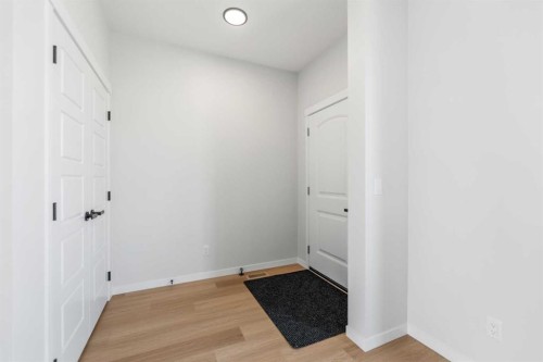 247 Lucas Gate Nw, Calgary, AB - Indoor Photo Showing Other Room