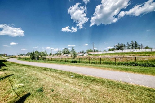 856 Midtown Drive Sw, Airdrie, AB - Outdoor With View