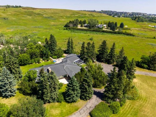 187 Slopeview Drive Sw, Calgary, AB - Outdoor With View