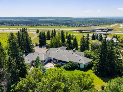 187 Slopeview Drive Sw, Calgary, AB - Outdoor With View