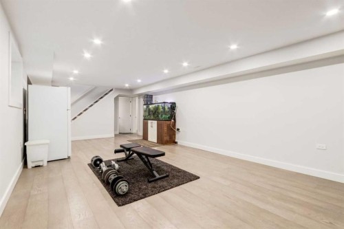 23 Sussex Crescent Sw, Calgary, AB - Indoor